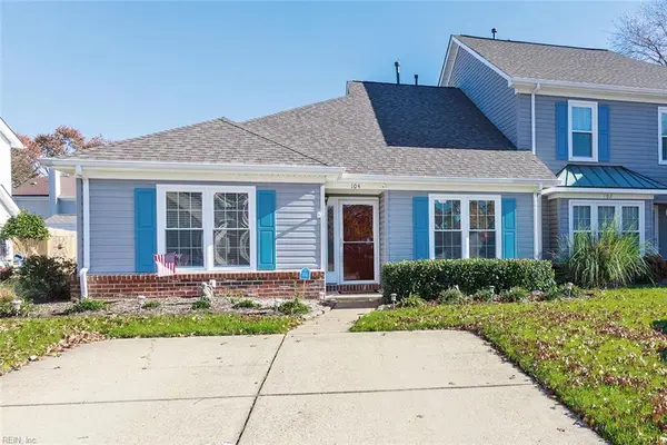 104 Stecky's Twist, Yorktown, VA 23692