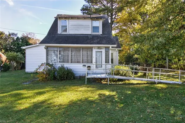 1504 E Pembroke Avenue, Hampton, VA 23663