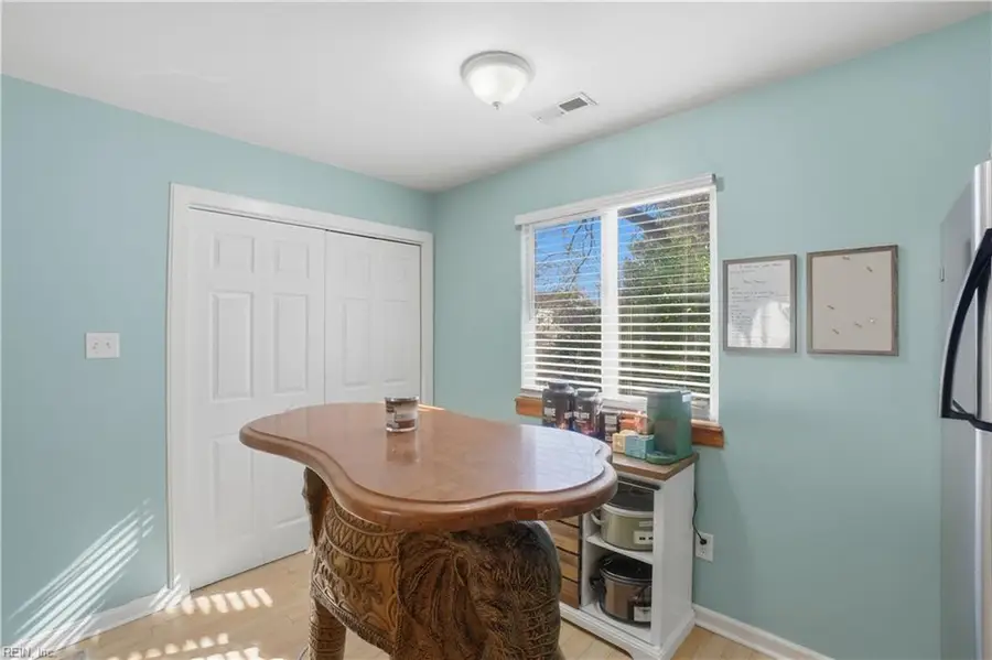 1521 E Ocean View Avenue #206, Norfolk, VA 23503 - Image #3