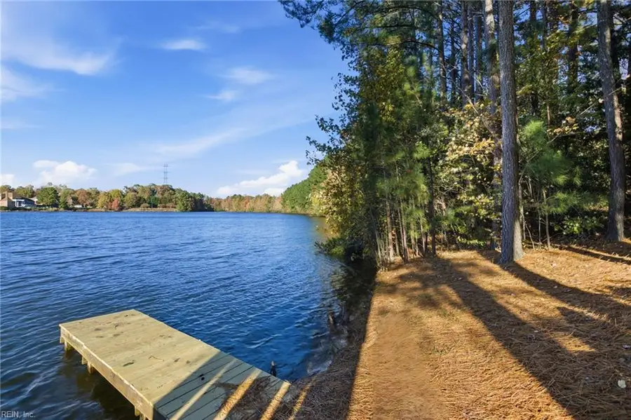 569 River Gate Road, Chesapeake, VA 23322 - Image #3