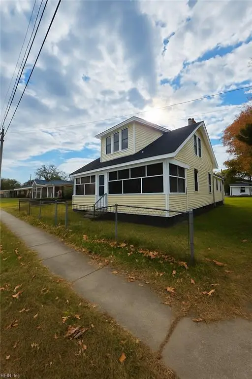 319 King Street, Hertford, NC 27944 - Image #1