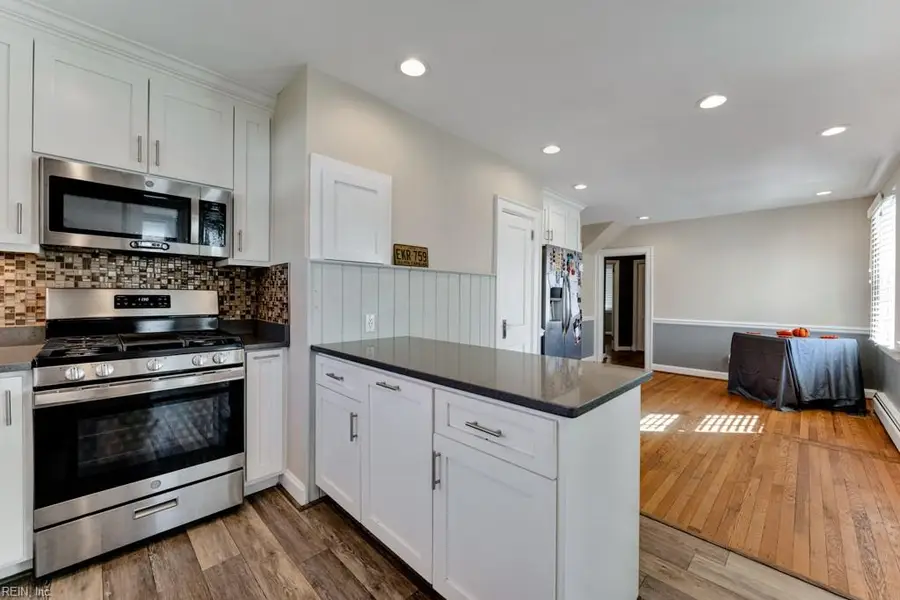 18 Greenbrier Road, Portsmouth, VA 23707 - Image #2