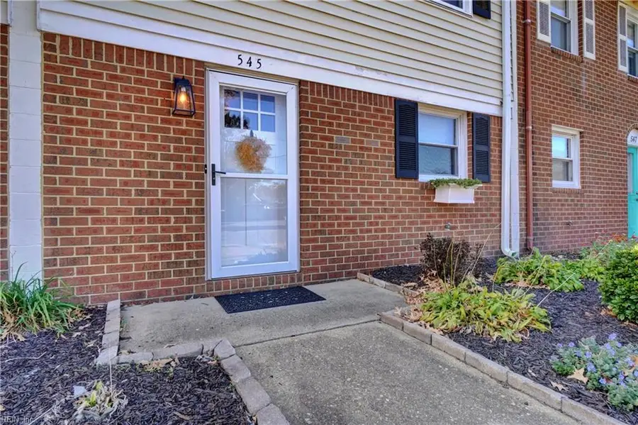 545 Barberton Drive, Virginia Beach, VA 23451 - Image #2