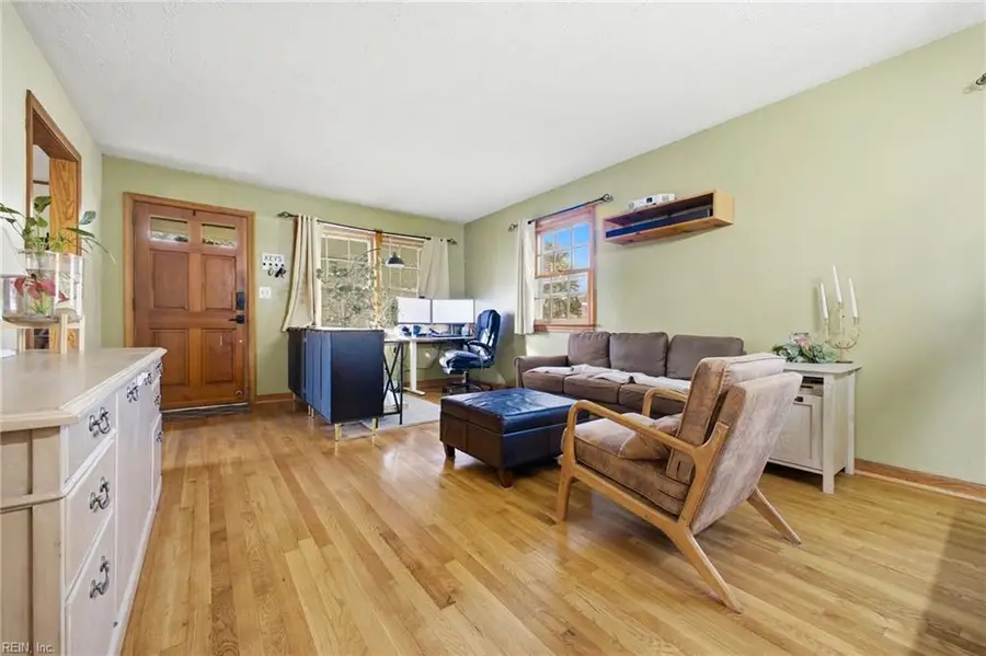 1500 Laurel Avenue, Chesapeake, VA 23325 - Image #3