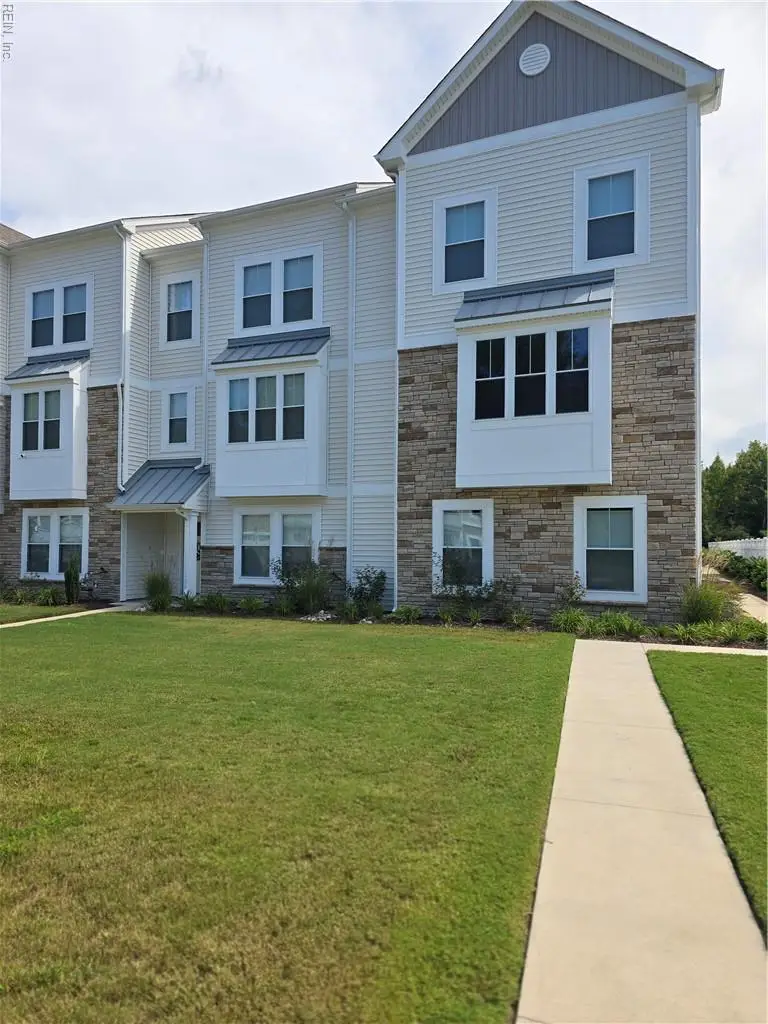 1005 Opal Street #105, Suffolk, VA 23435 - Image #1