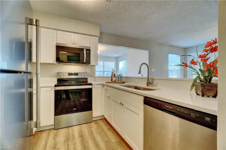 5233 Thatcher Way, Virginia Beach, VA 23456 - Image #3