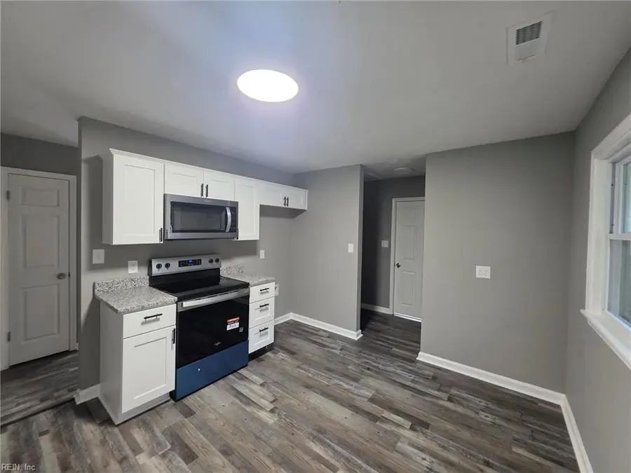 4 Sampson Place, Portsmouth, VA 23702 - Image #3