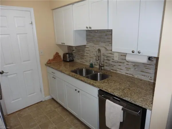 1537 Penrose Arch, Virginia Beach, VA 23453