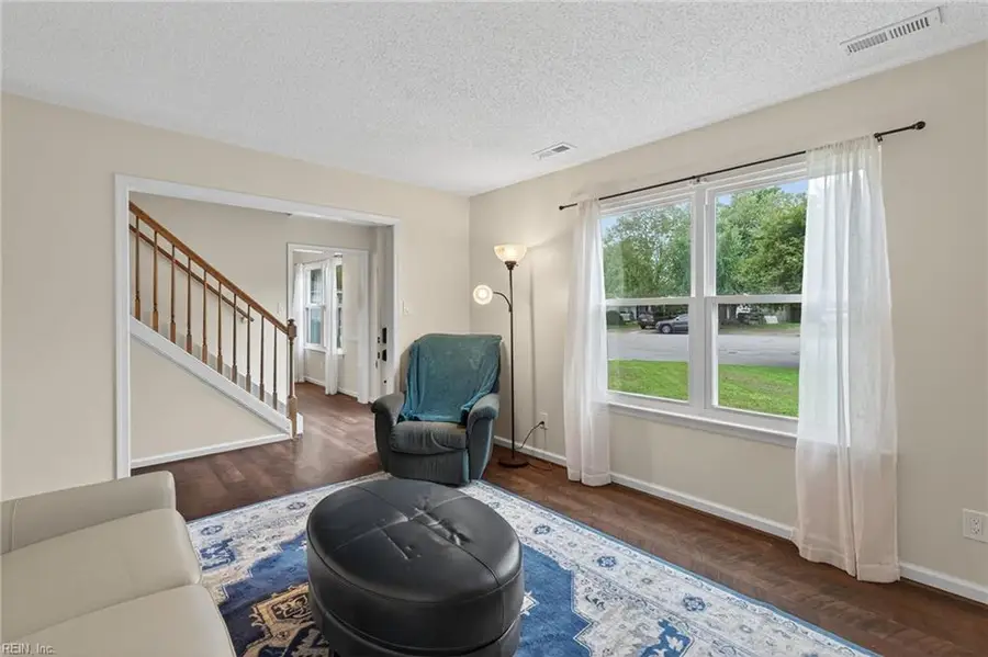 2304 Apple Tree Crescent, Virginia Beach, VA 23456 - Image #3