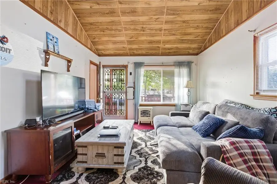 2334 Mckann Avenue, Norfolk, VA 23509 - Image #3