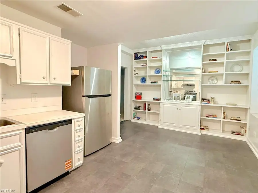1005 Colonial Avenue #3, Norfolk, VA 23507 - Image #3