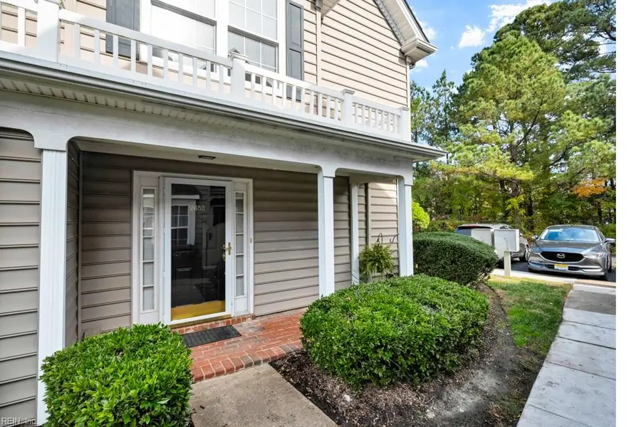 2453 Old Greenbrier Road #124, Chesapeake, VA 23325 - Image #2