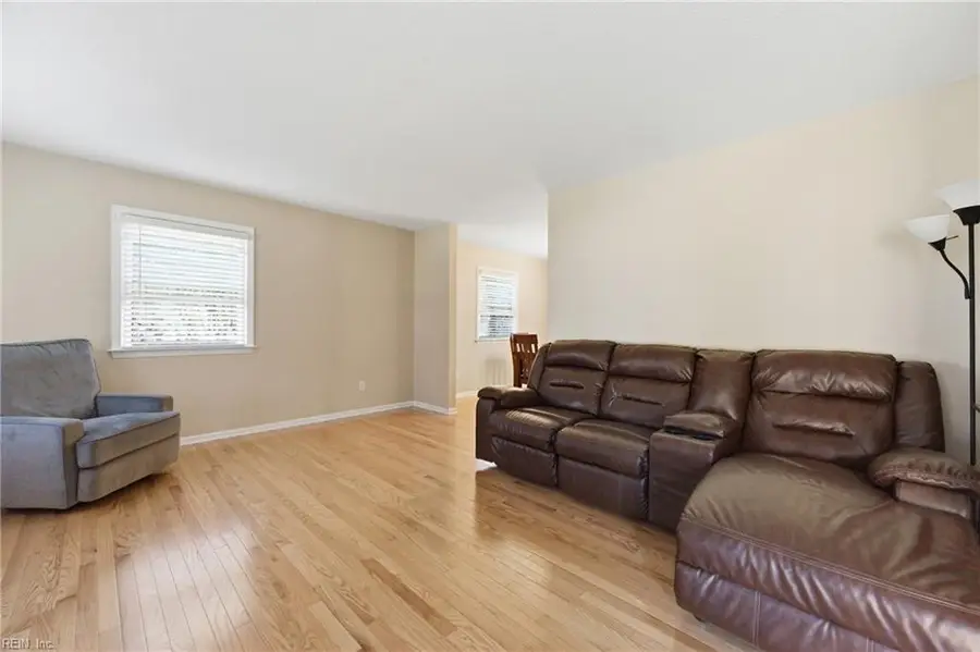 335 Deaton Drive, Hampton, VA 23669 - Image #2