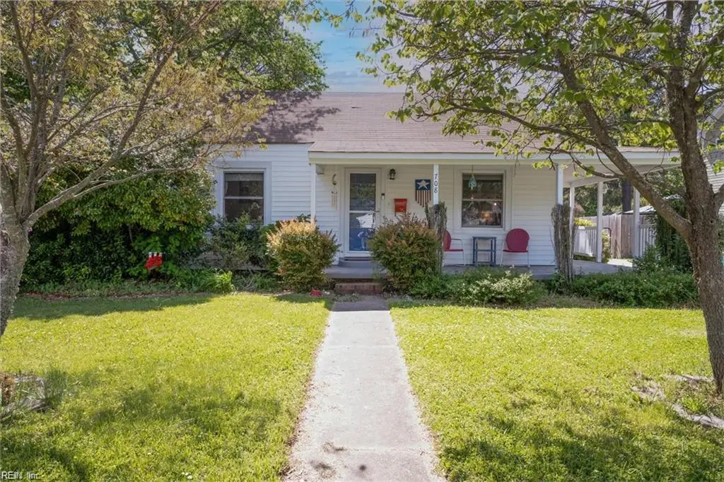 708 Sparrow Road, Chesapeake, VA 23325 - Image #1