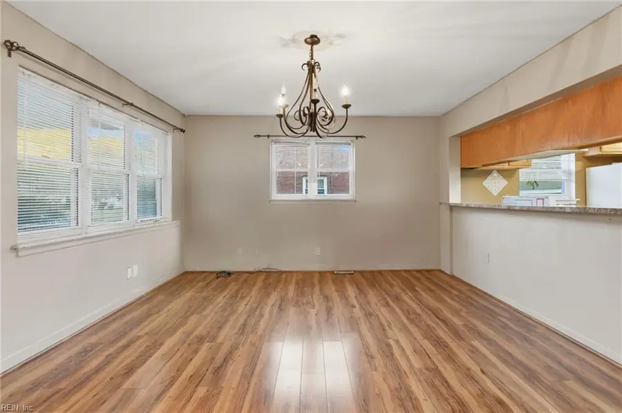 131 Forsythe Street, Norfolk, VA 23505 - Image #3
