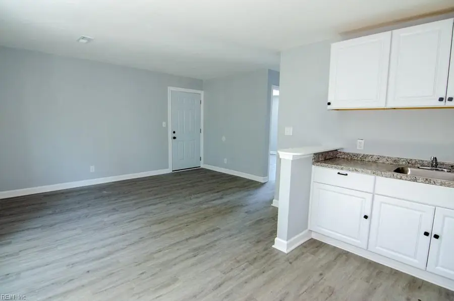 1005 Hillside Avenue, Norfolk, VA 23503 - Image #3