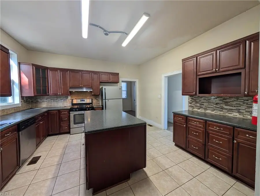 335 54th Street, Newport News, VA 23607 - Image #2