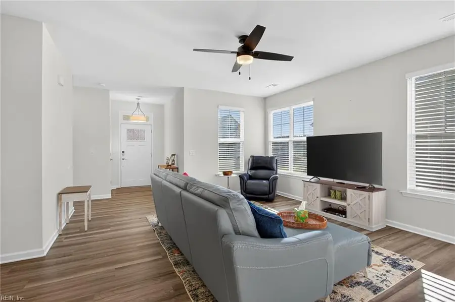 105 Cathedral Street, Smithfield, VA 23430 - Image #3