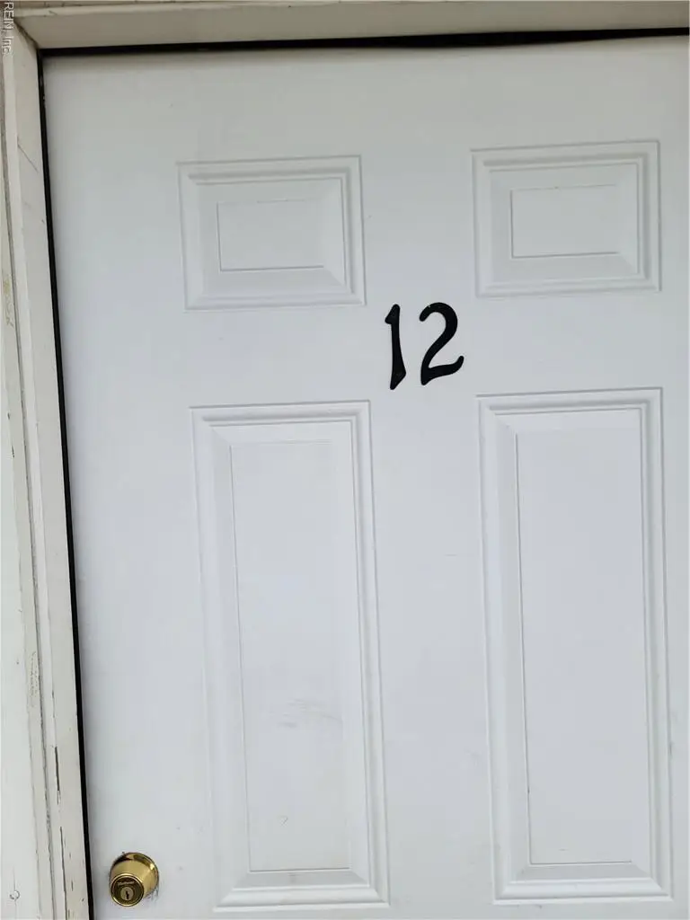 869 W Ocean View Avenue #4, Norfolk, VA 23503 - Image #2