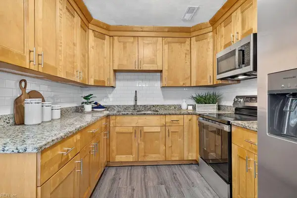 3225 Florence Street, Virginia Beach, VA 23452