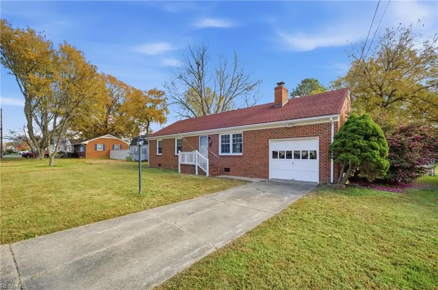 5 Lakeview Drive, Newport News, VA 23602 - Image #3