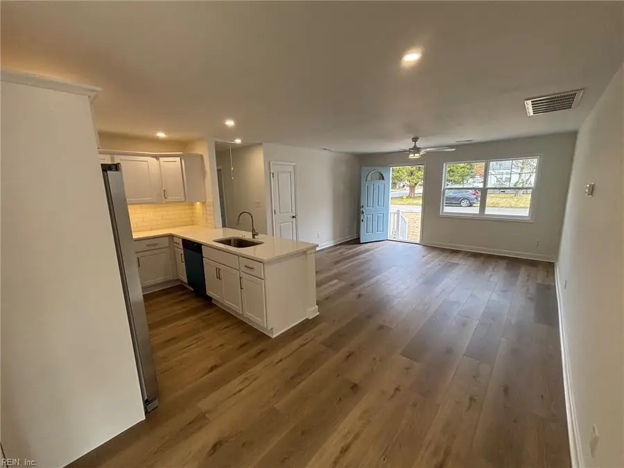 400 Sharp Street, Virginia Beach, VA 23452 - Image #3