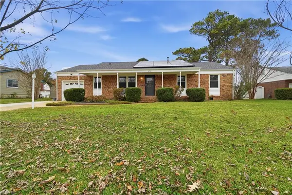 693 Charlecote Drive, Virginia Beach, VA 23464