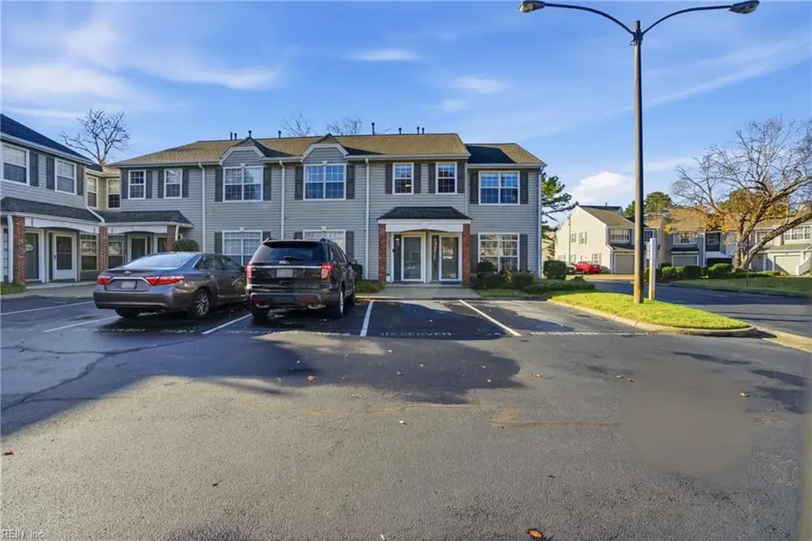 4980 Cypress Point Circle #204, Virginia Beach, VA 23455 - Image #3