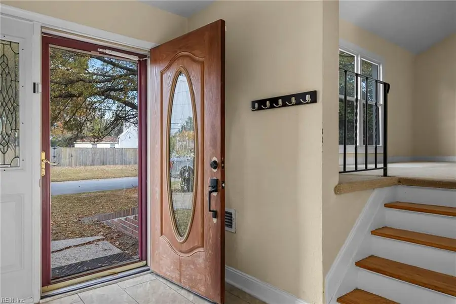 4881 Honeygrove Road, Virginia Beach, VA 23455 - Image #3