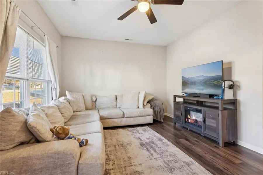 5544 Godwin Boulevard, Suffolk, VA 23434 - Image #3