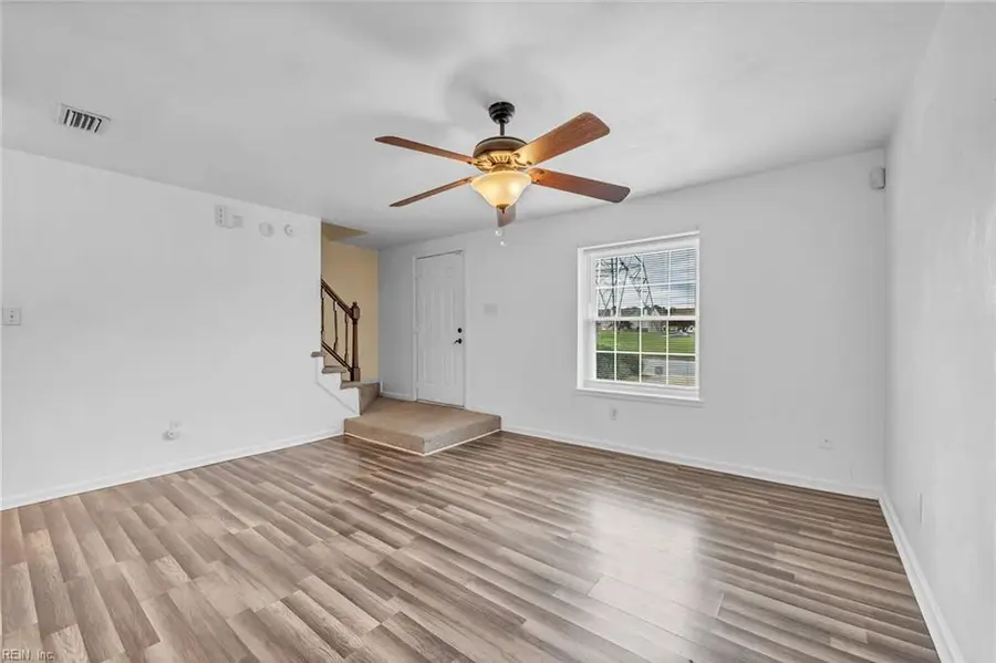 809 Huntly Drive, Chesapeake, VA 23320 - Image #2