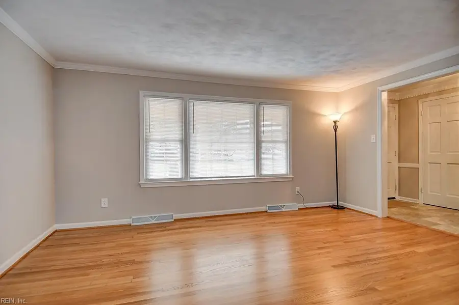 533 Briarfield Drive, Chesapeake, VA 23322 - Image #2