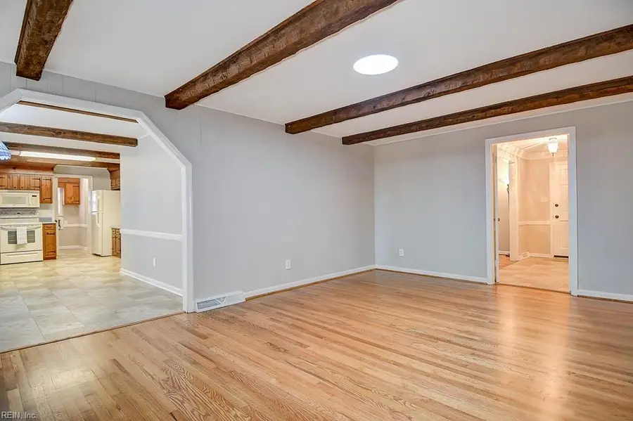 533 Briarfield Drive, Chesapeake, VA 23322 - Image #3