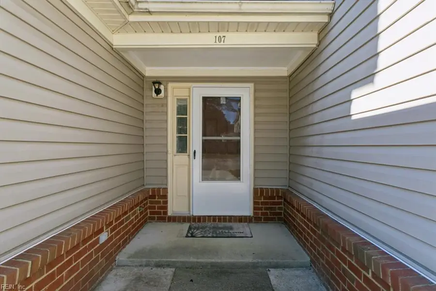 107 Monarch Glade, Yorktown, VA 23692 - Image #3