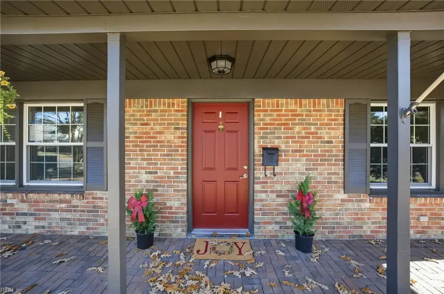 804 Roberto Drive, Newport News, VA 23601 - Image #2