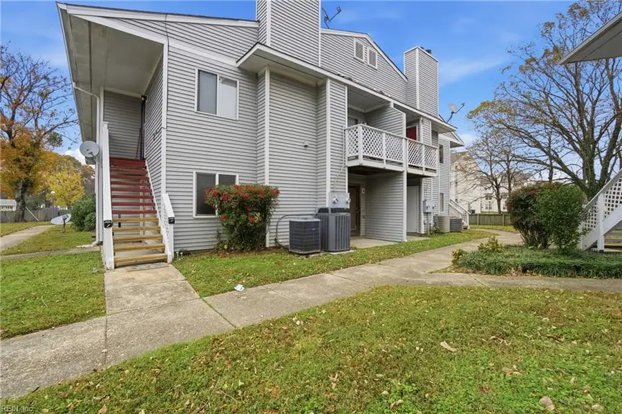 109 Roane Drive #C, Hampton, VA 23669 - Image #2