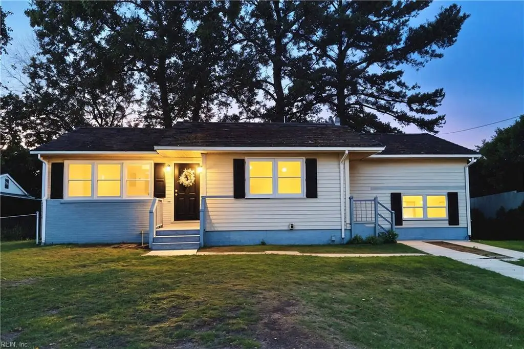 749 Holladay Lane, Virginia Beach, VA 23455 - Image #1