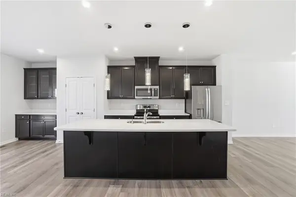 4227 Meander Way, Chesapeake, VA 23321