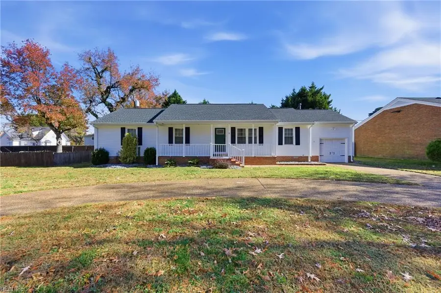 8 Riverview Drive, Hampton, VA 23669 - Image #2