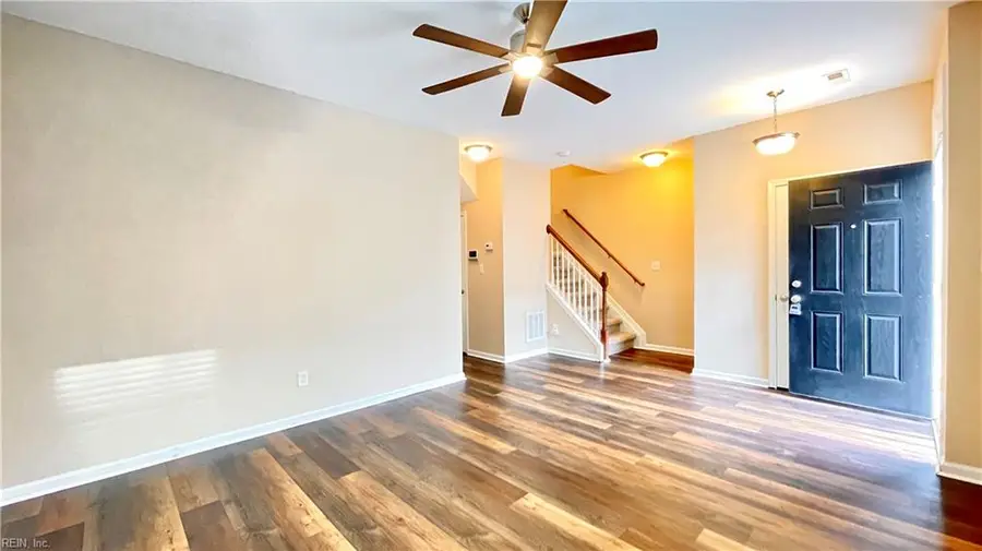 240 Carnelian Street, Virginia Beach, VA 23462 - Image #3