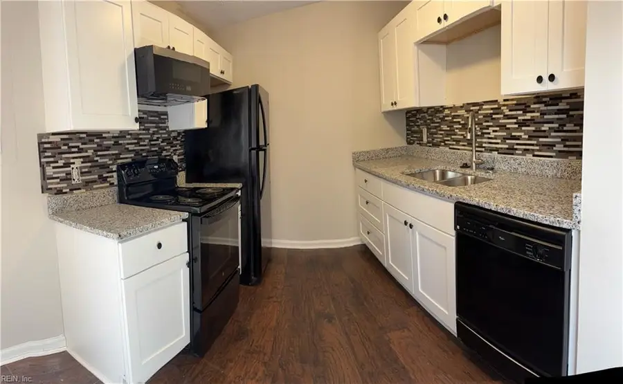 923 Captains Court, Chesapeake, VA 23320 - Image #3