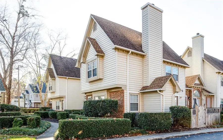 704 Nottoway River Court #F, Chesapeake, VA 23320 - Image #3