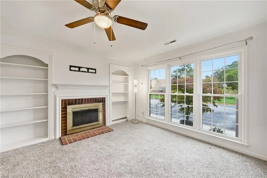 104 Camden Way #G, Yorktown, VA 23693 - Image #2