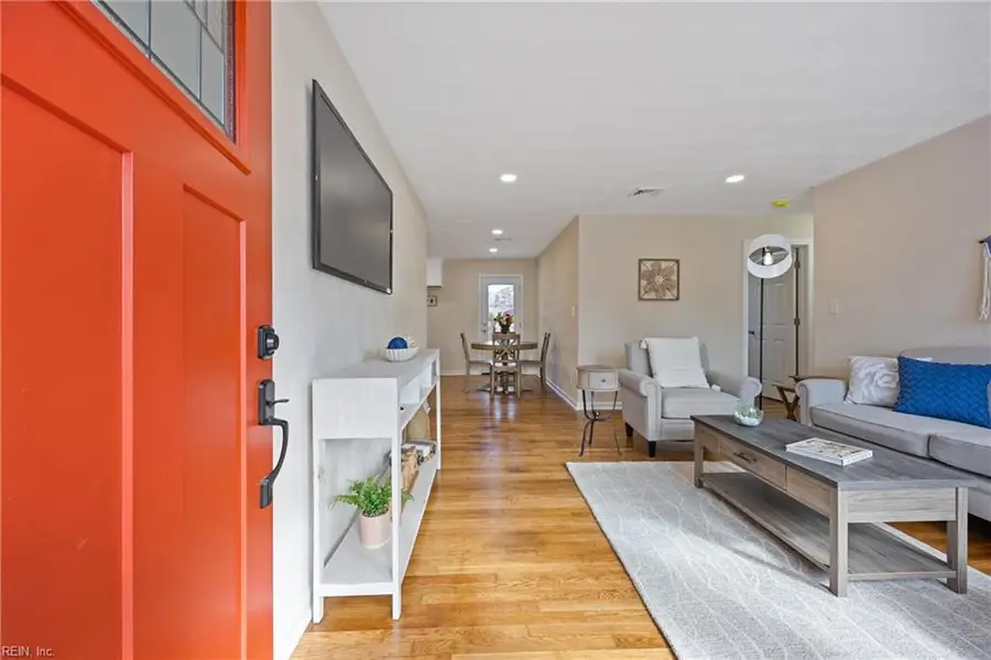 1212 Oak Park Avenue, Norfolk, VA 23503 - Image #2