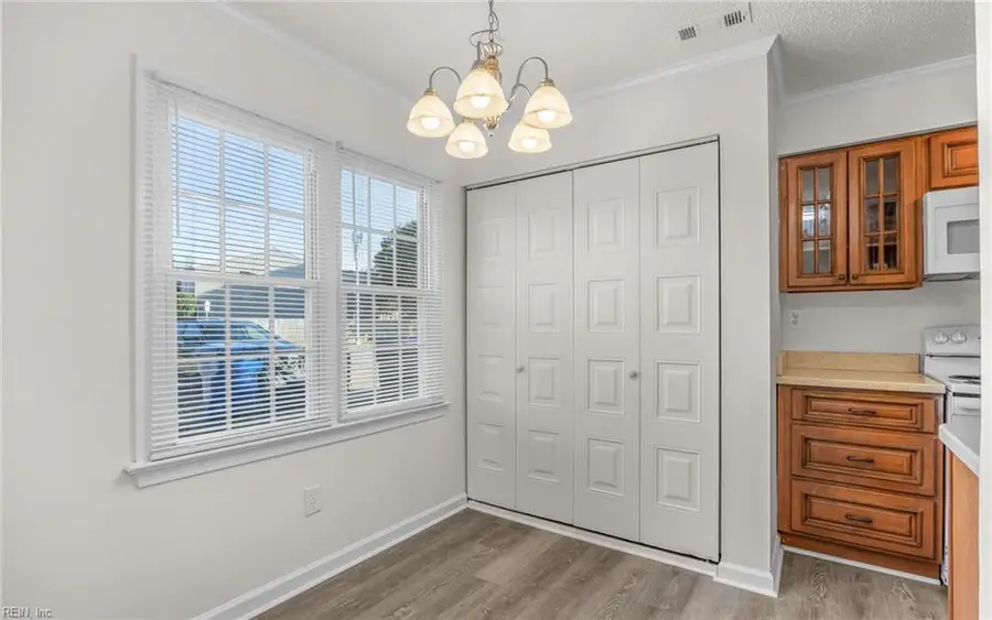 1031 Commonwealth Place, Virginia Beach, VA 23464 - Image #3