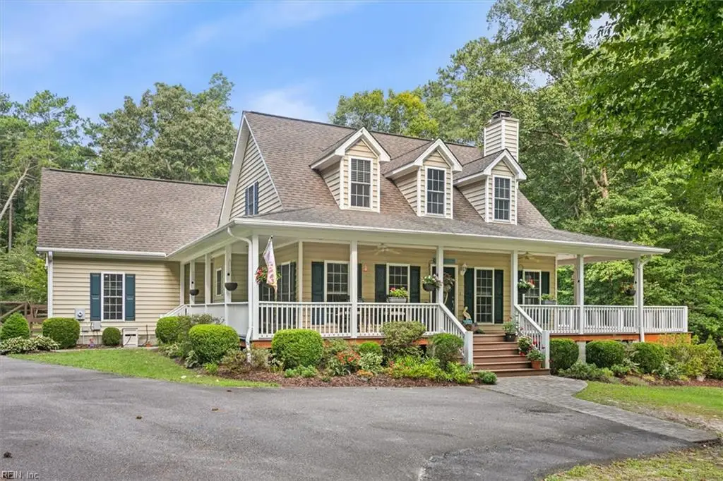 8194 Manor Drive, Gloucester, VA 23061 - Image #1