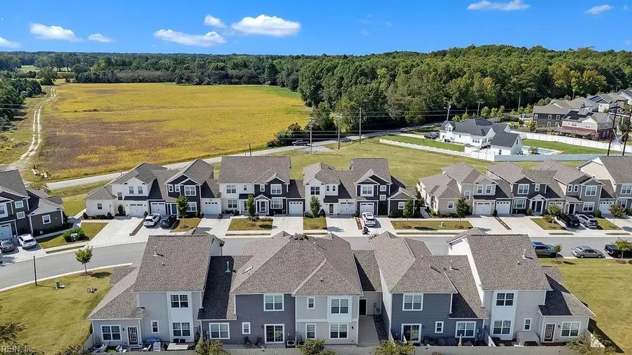 417 Heartfield Drive, Chesapeake, VA 23322 - Image #3