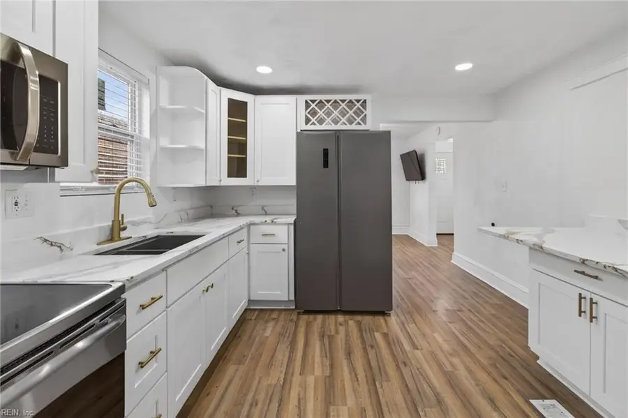 2608 Corprew Avenue, Norfolk, VA 23504 - Image #2