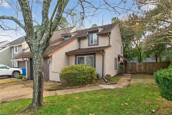 4058 Lake Ridge Circle, Virginia Beach, VA 23452