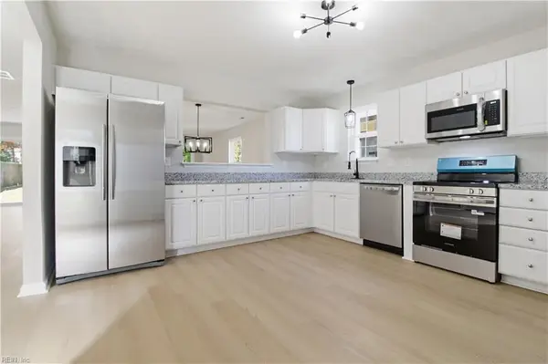 25 Ireland Street, Hampton, VA 23663